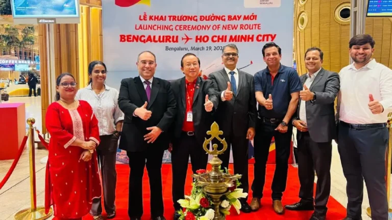 Celebrating the Inaugural Bangaluru–Vietnam Flight